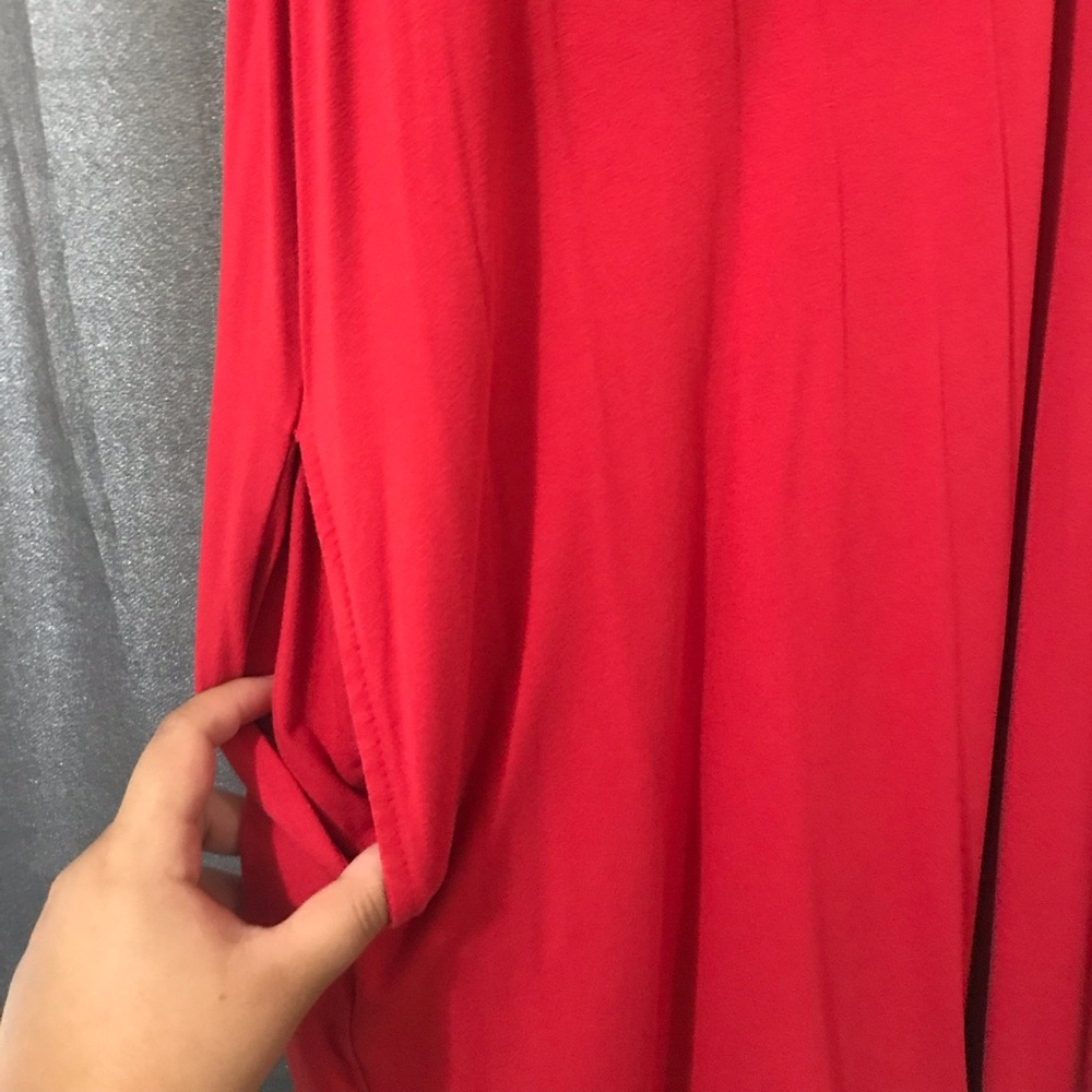 SIMPLE RED DRESS ❤️ - Picture 2 of 3